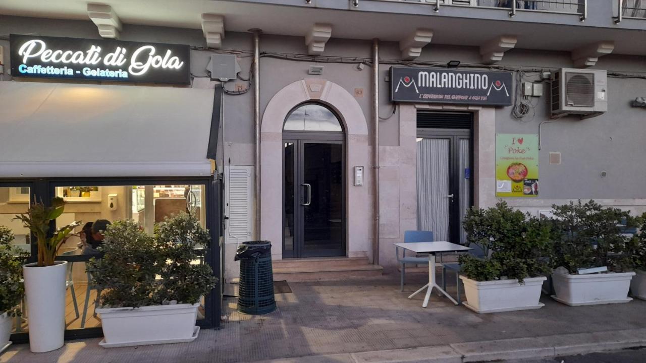 La Chicca Del Mare Hotel Bari Bagian luar foto